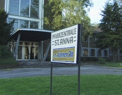 Schild Pfarrzentrum